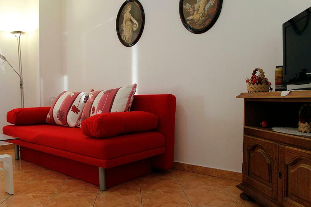 Apartmani Zeljko Metajna Ngoại thất bức ảnh
