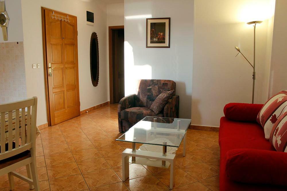 Apartmani Zeljko Metajna Ngoại thất bức ảnh