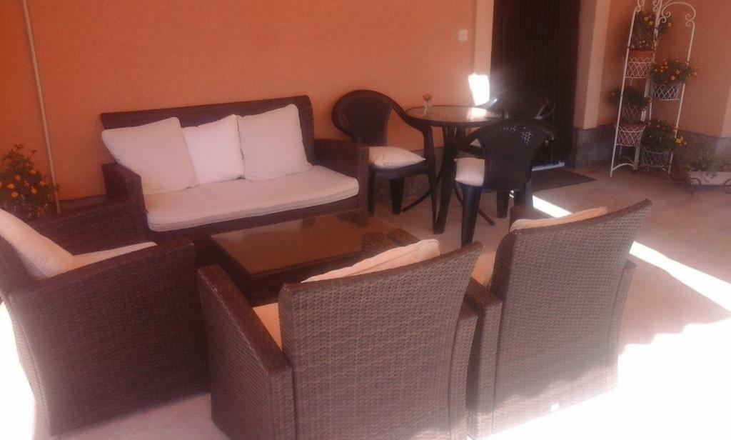 Apartmani Zeljko Metajna Ngoại thất bức ảnh